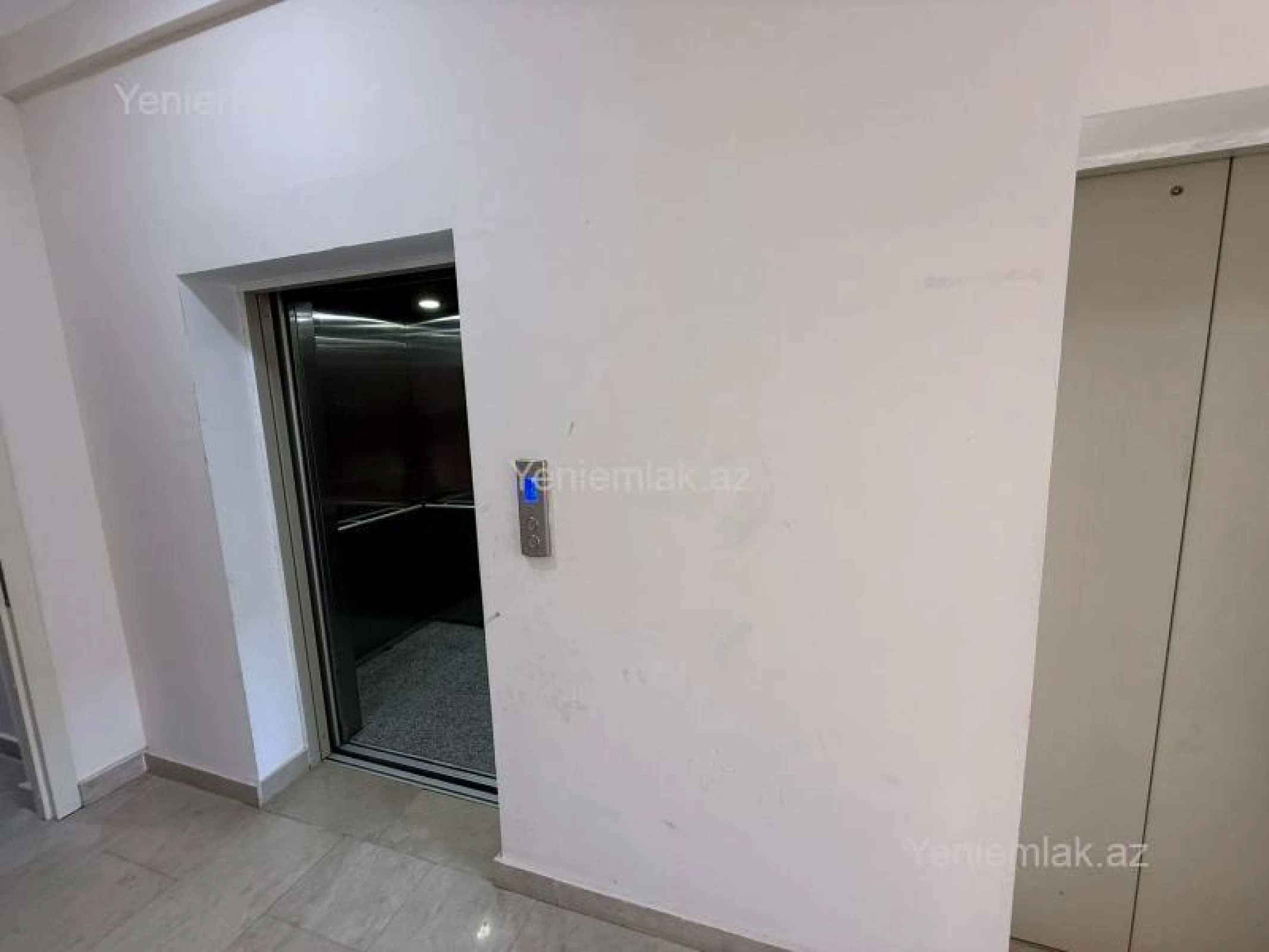 Satılır 3 otaqlı yeni tikili 90 m²