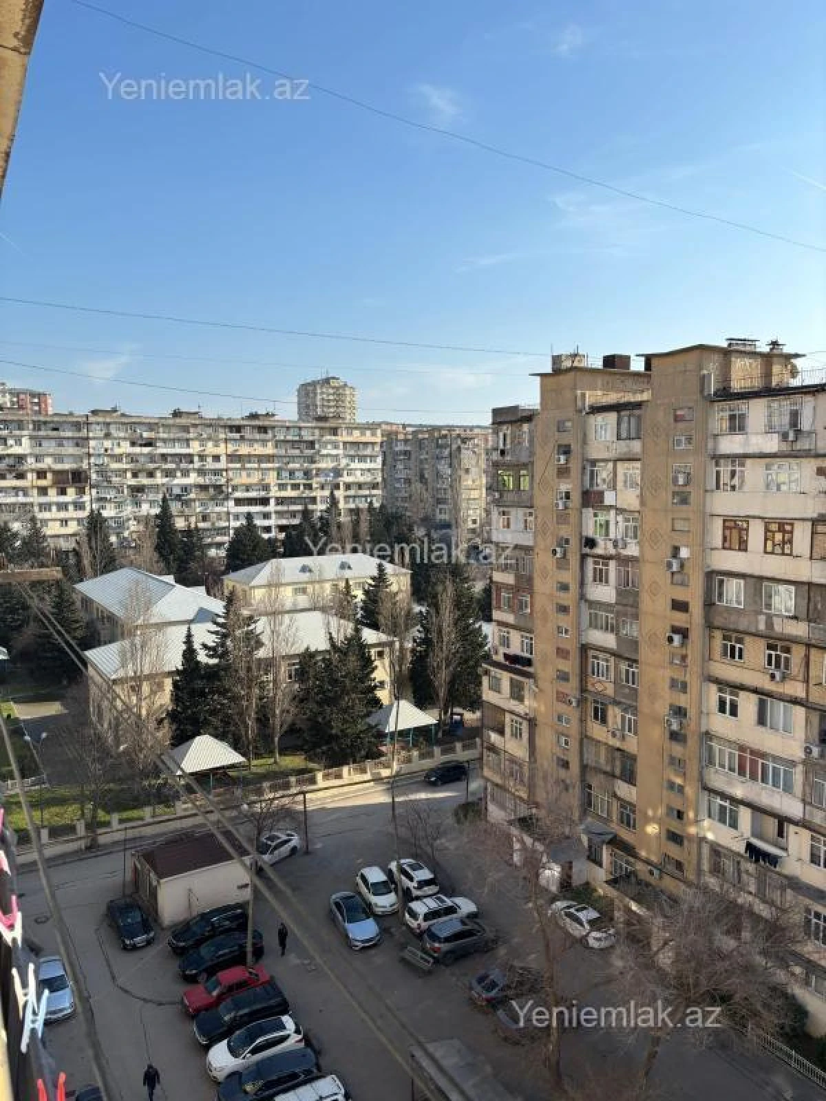 Satılır 4 otaqlı köhnə tikili 130 m²