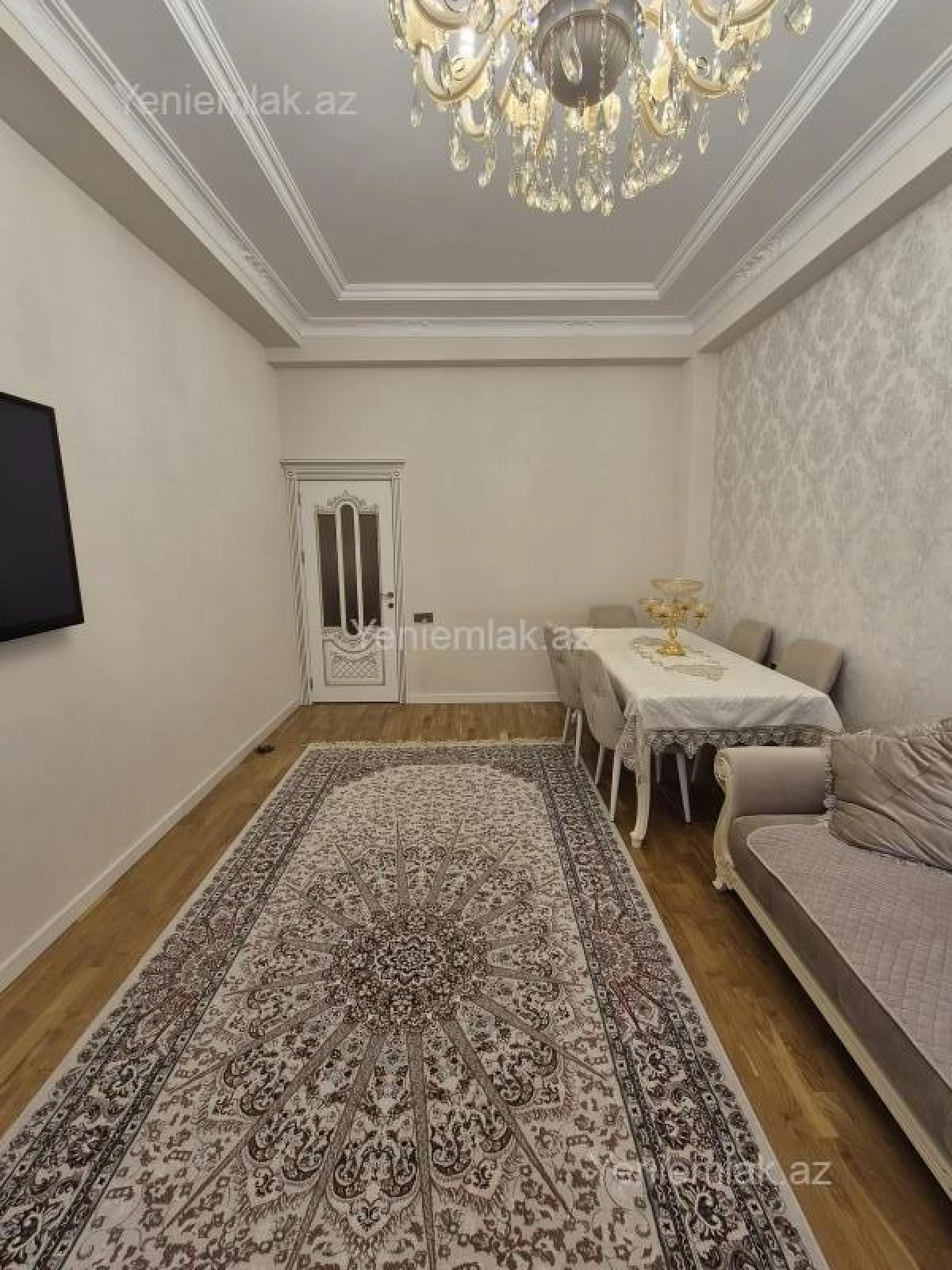 Satılır 3 otaqlı yeni tikili 120 m²