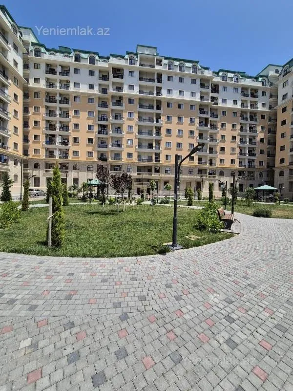 Satılır 3 otaqlı yeni tikili 120 m²