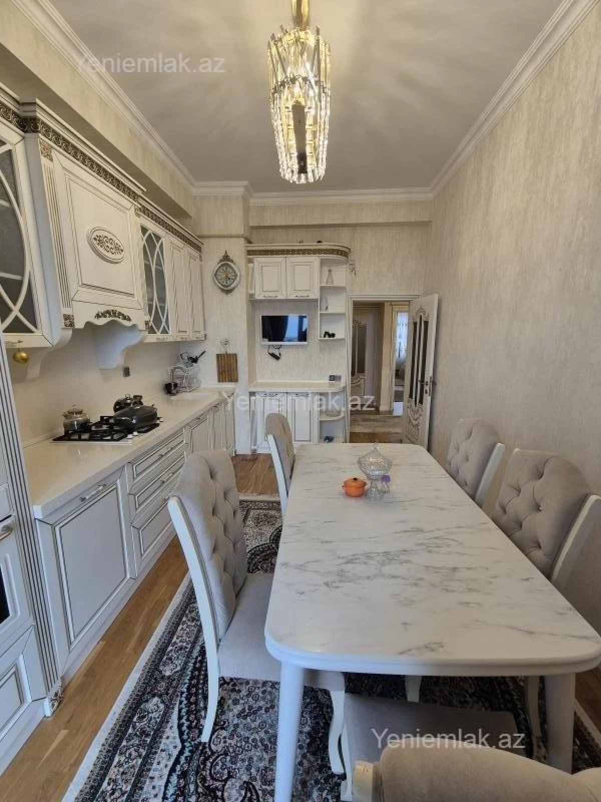 Satılır 3 otaqlı yeni tikili 120 m²