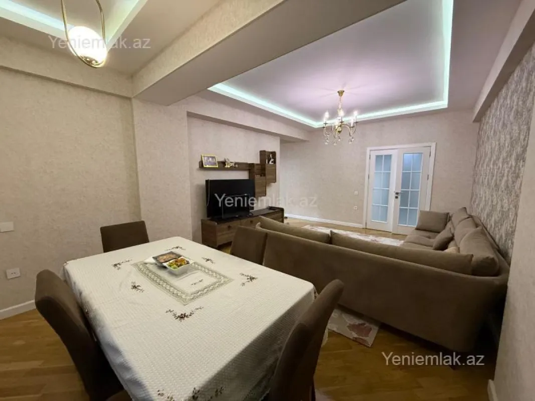 Satılır 3 otaqlı yeni tikili 90 m²