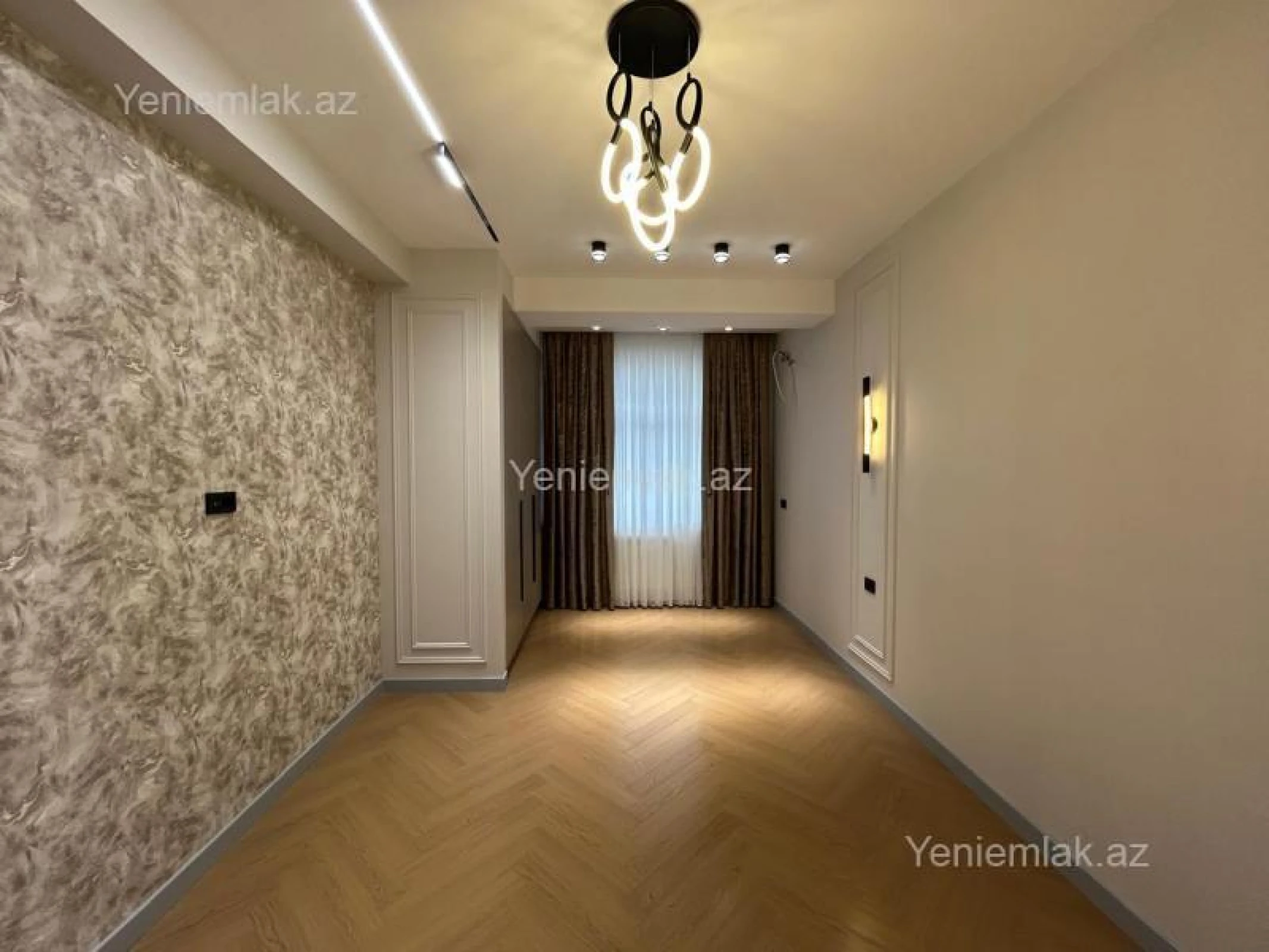 Satılır 2 otaqlı yeni tikili 85 m²