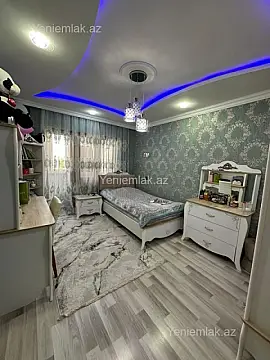Satılır 3 otaqlı köhnə tikili 90 m²