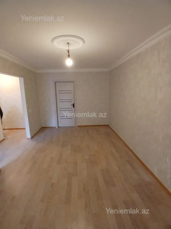 Satılır 2 otaqlı köhnə tikili 48 m²