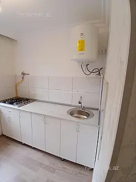 Satılır 2 otaqlı köhnə tikili 48 m²