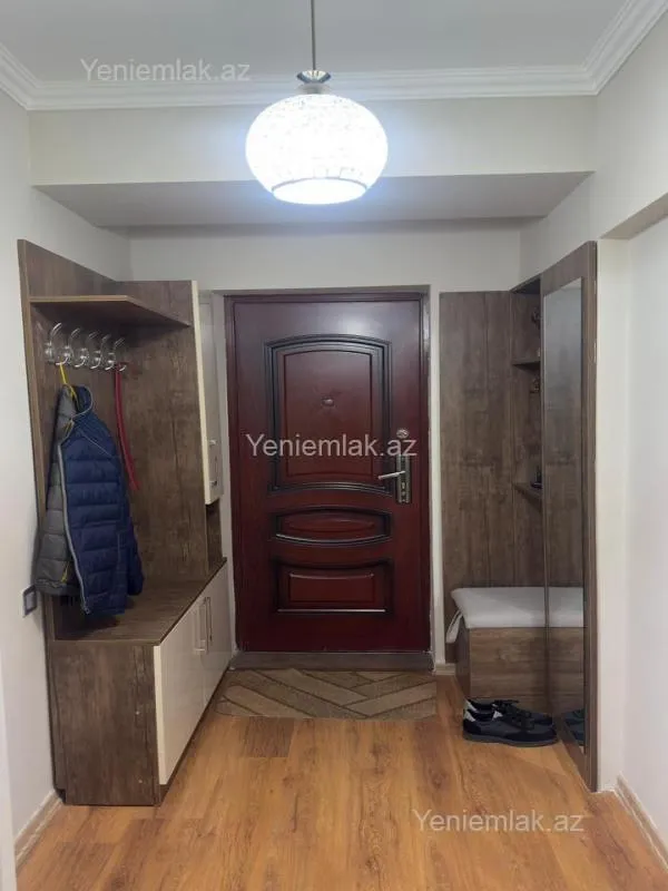 Satılır 1 otaqlı köhnə tikili 40 m²