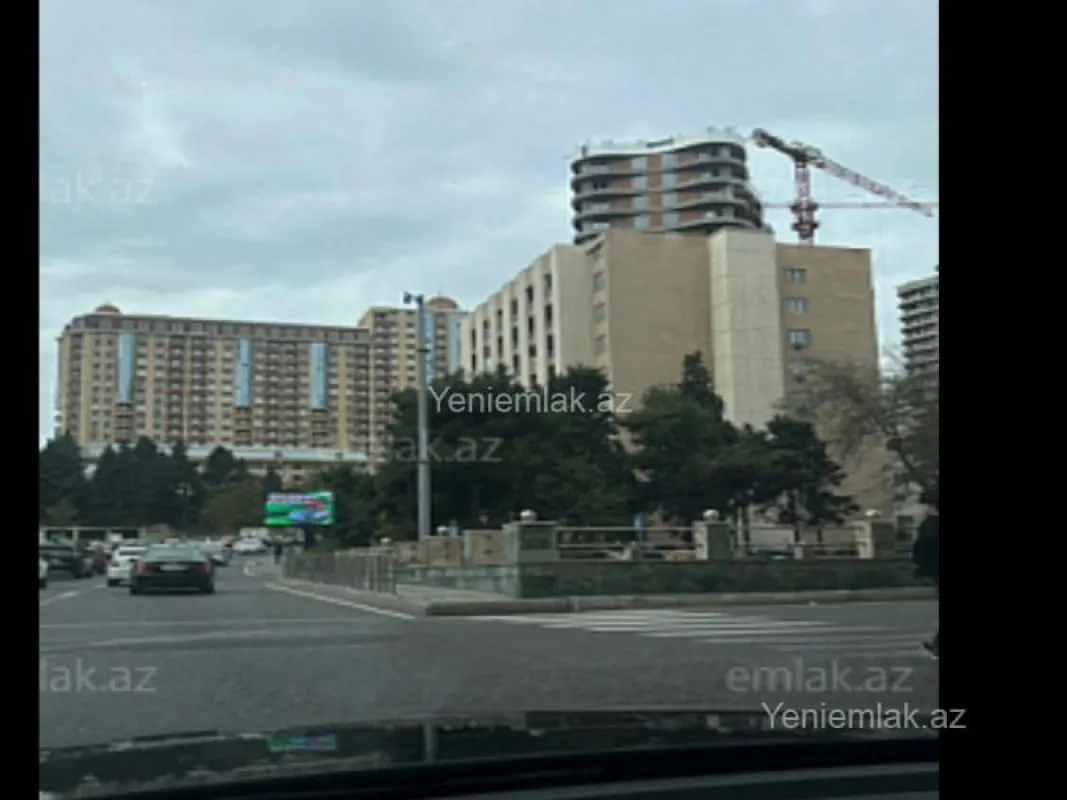 Satılır 1 otaqlı köhnə tikili 40 m²