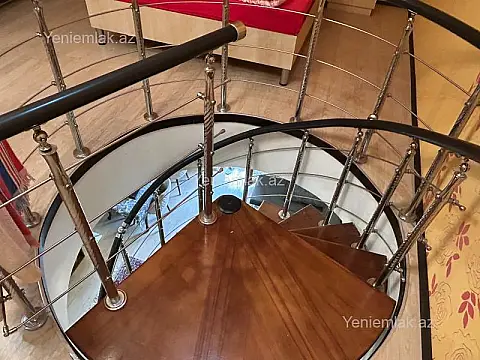 Satılır 2 otaqlı köhnə tikili 50 m²