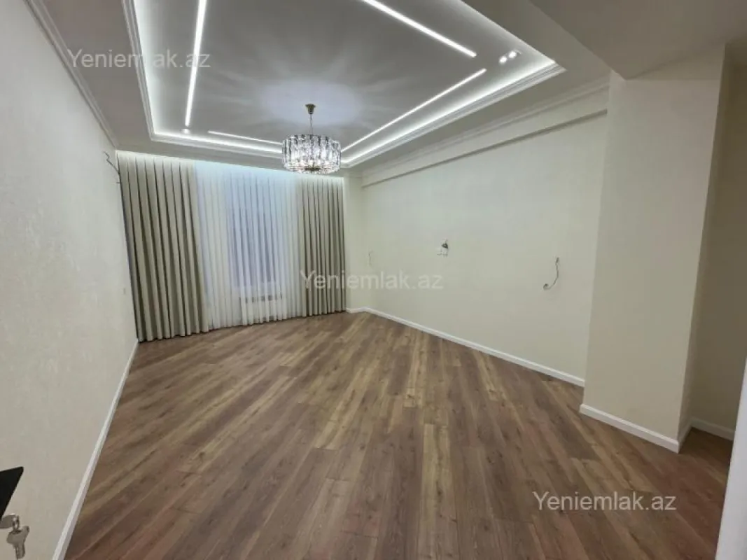 Satılır 4 otaqlı yeni tikili 137 m²