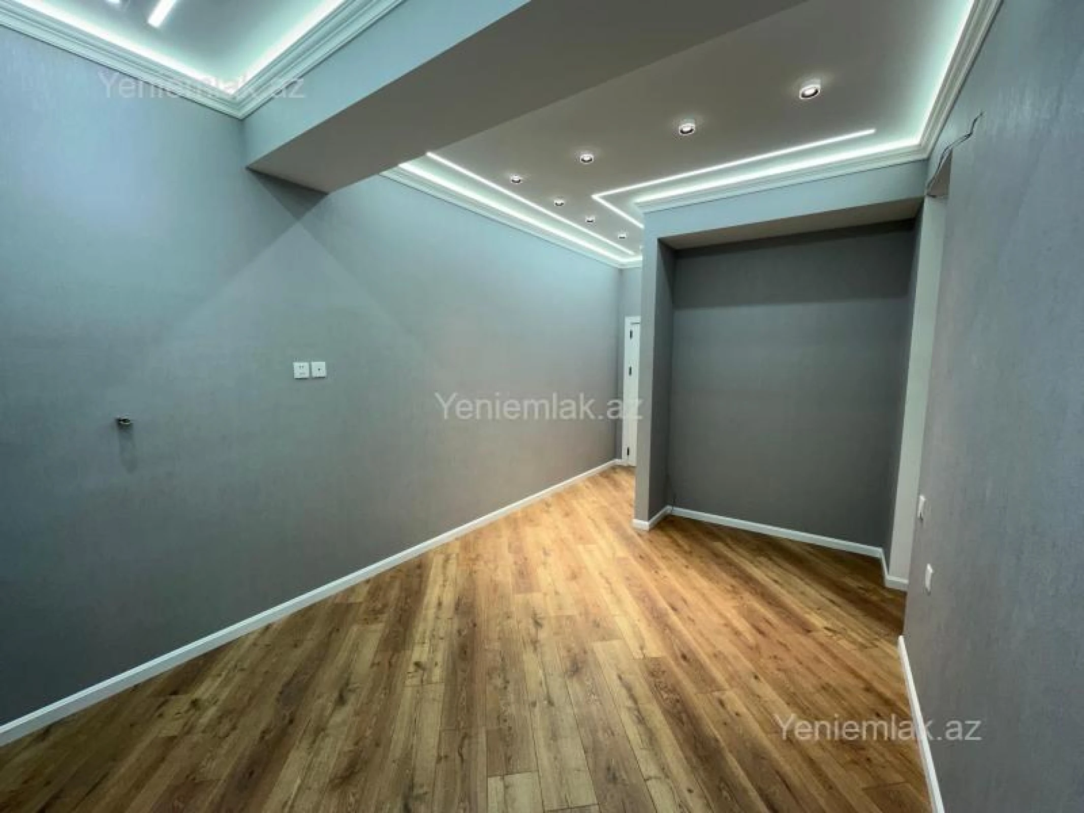 Satılır 4 otaqlı yeni tikili 137 m²