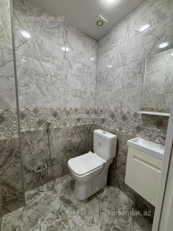 Satılır 2 otaqlı yeni tikili 65 m²
