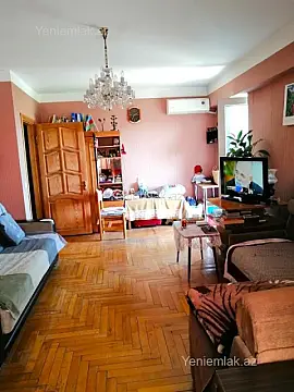 Satılır 3 otaqlı köhnə tikili 76 m²