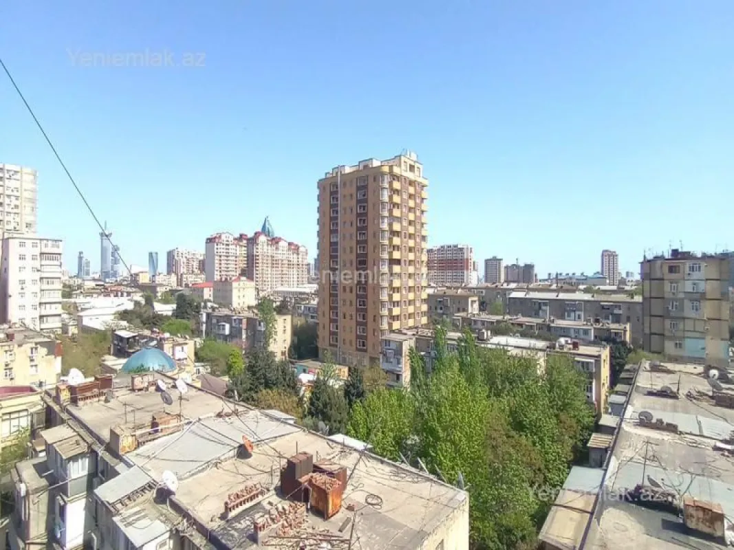 Satılır 3 otaqlı köhnə tikili 76 m²