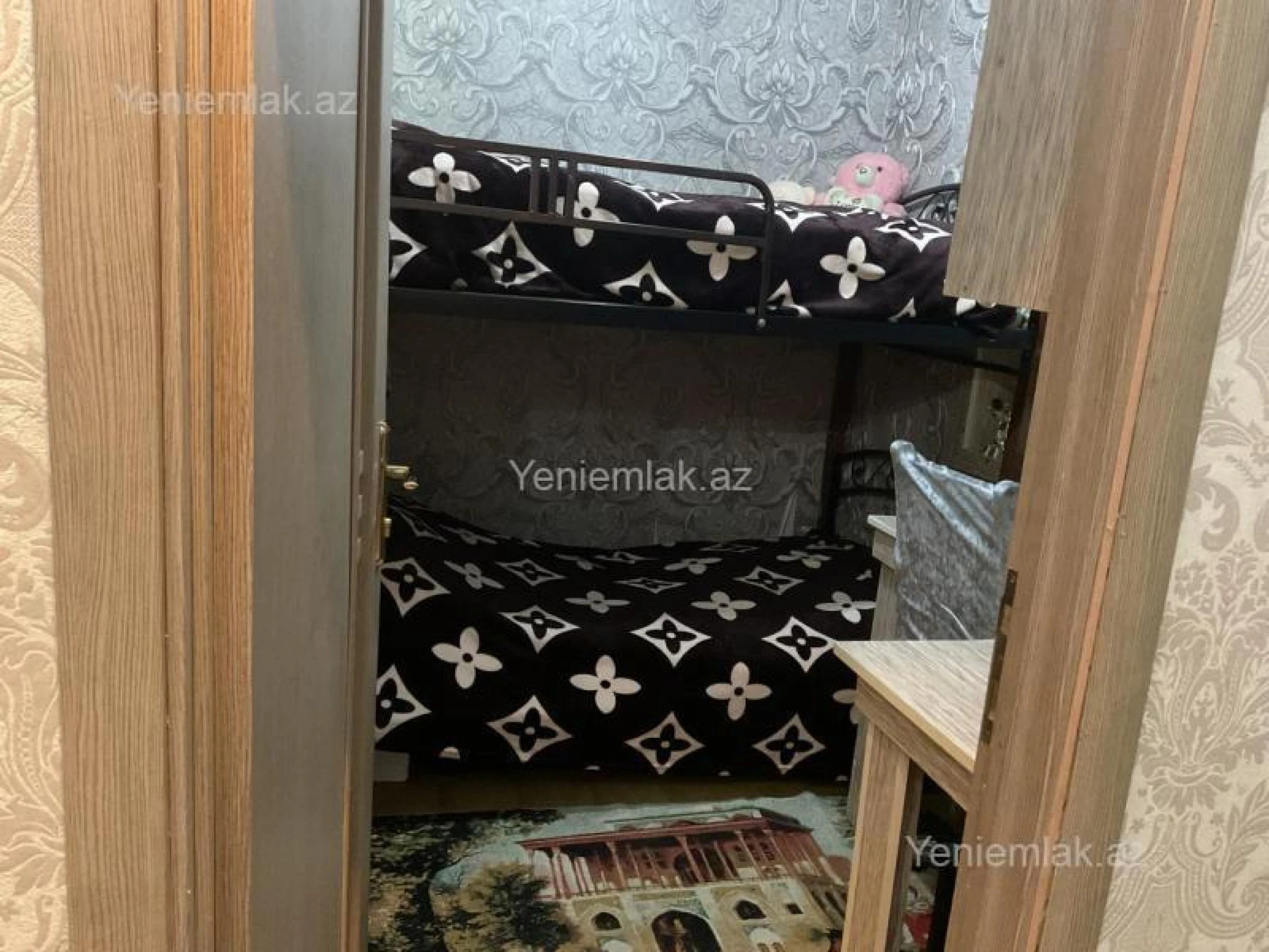 Satılır 3 otaqlı köhnə tikili 55 m²