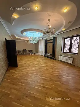Satılır 8 otaqlı həyət evi 450 m²