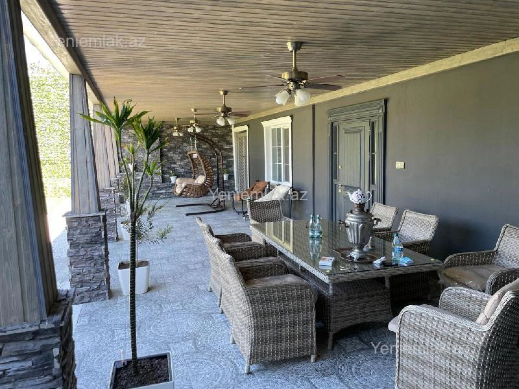 Satılır 6 otaqlı həyət evi 370 m²