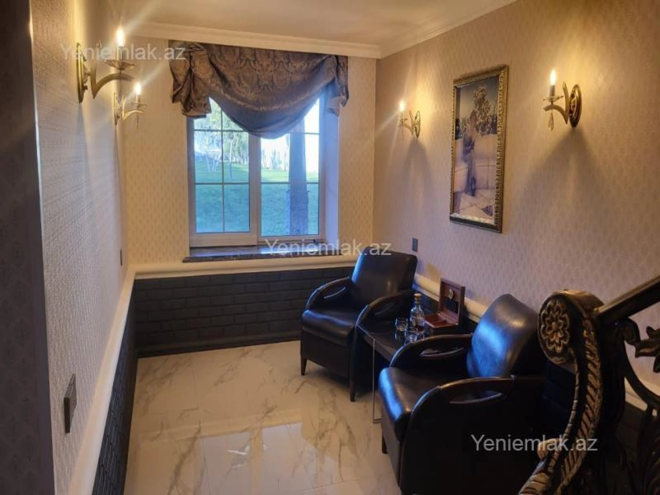 Satılır 6 otaqlı həyət evi 370 m²