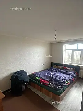 Satılır 4 otaqlı köhnə tikili 90 m²