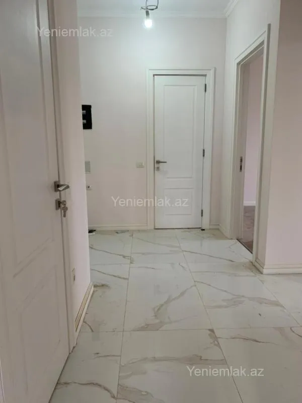 Satılır 3 otaqlı yeni tikili 82.03 m²