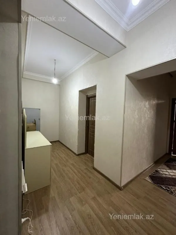 Satılır 2 otaqlı yeni tikili 60 m²