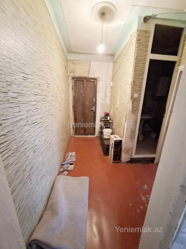 Satılır 2 otaqlı köhnə tikili 40 m²