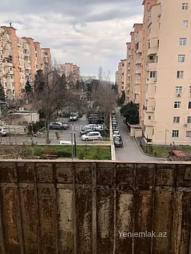 Satılır 2 otaqlı köhnə tikili 65 m²