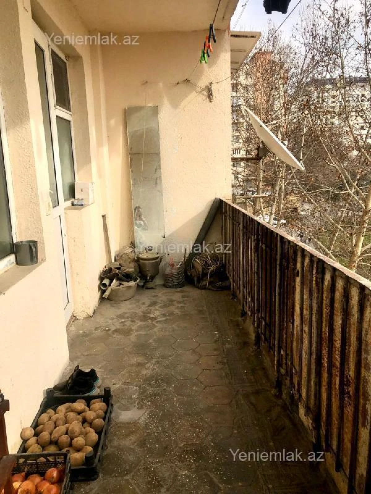 Satılır 2 otaqlı köhnə tikili 65 m²