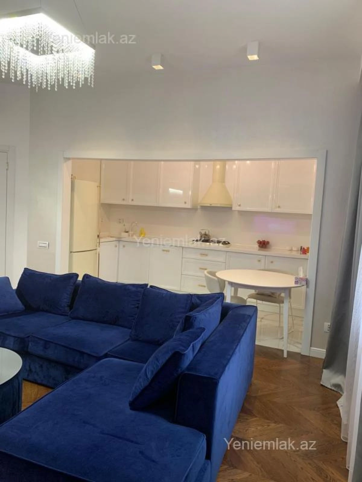 Satılır 3 otaqlı yeni tikili 110 m²