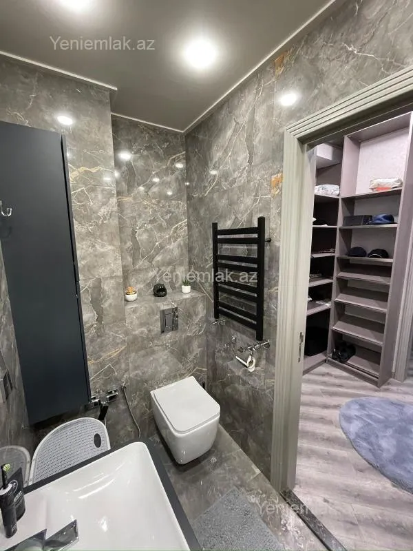 Satılır 4 otaqlı yeni tikili 137 m²