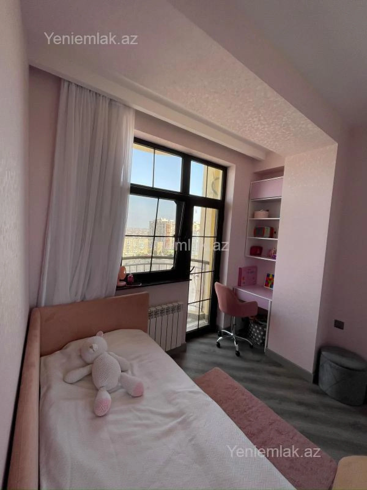 Satılır 4 otaqlı yeni tikili 137 m²