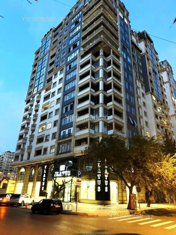 Satılır 2 otaqlı yeni tikili 75 m²