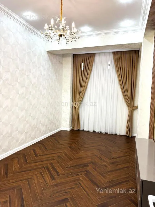 Satılır 2 otaqlı yeni tikili 75 m²