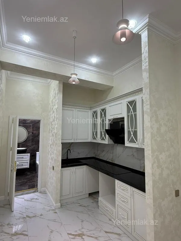 Satılır 2 otaqlı yeni tikili 75 m²