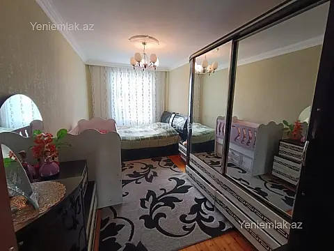 Satılır 3 otaqlı köhnə tikili 72 m²