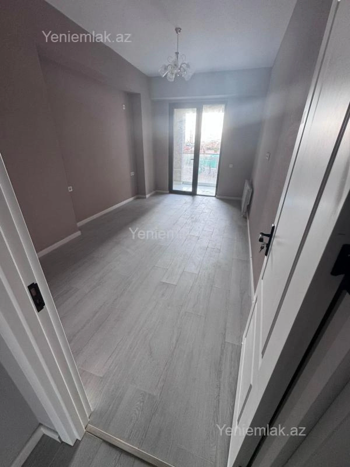 Satılır 3 otaqlı yeni tikili 105 m²