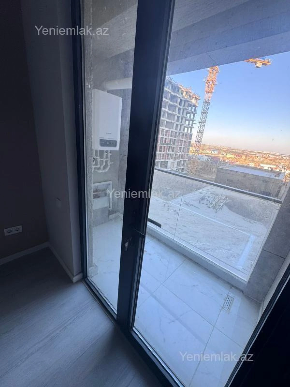 Satılır 3 otaqlı yeni tikili 105 m²