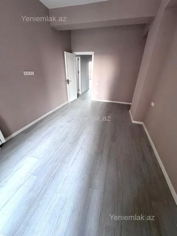 Satılır 3 otaqlı yeni tikili 105 m²