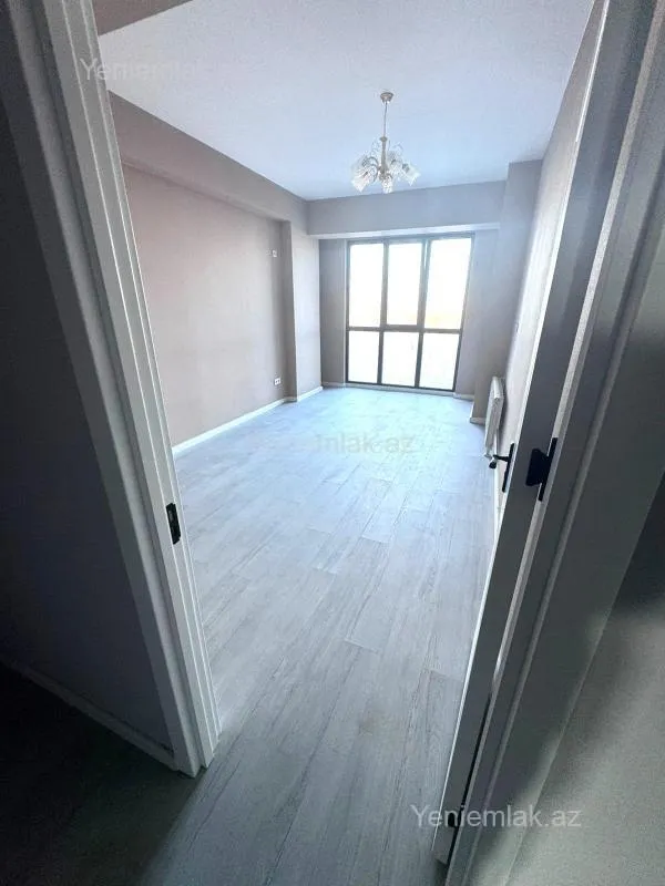 Satılır 3 otaqlı yeni tikili 105 m²