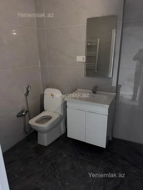 Satılır 3 otaqlı yeni tikili 105 m²