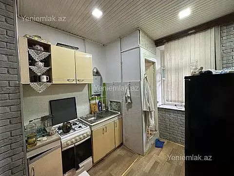 Satılır 2 otaqlı köhnə tikili 47 m²