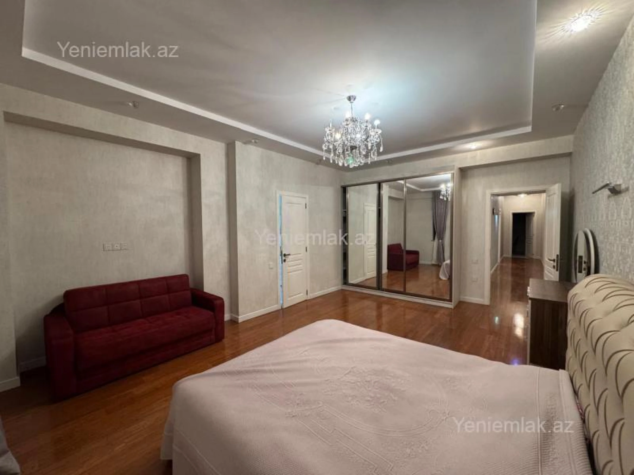 Satılır 4 otaqlı yeni tikili 175 m²