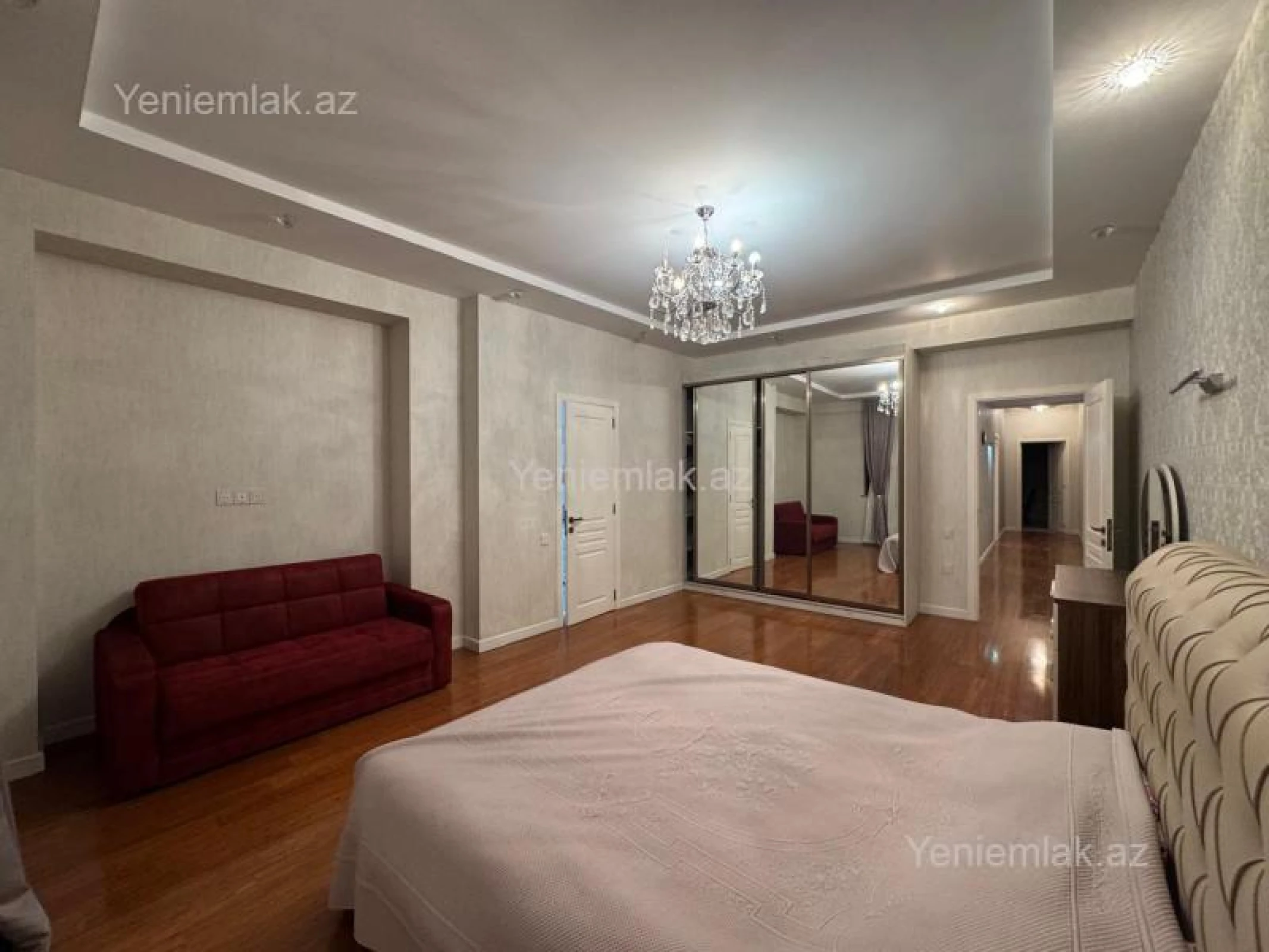 Satılır 4 otaqlı yeni tikili 175 m²