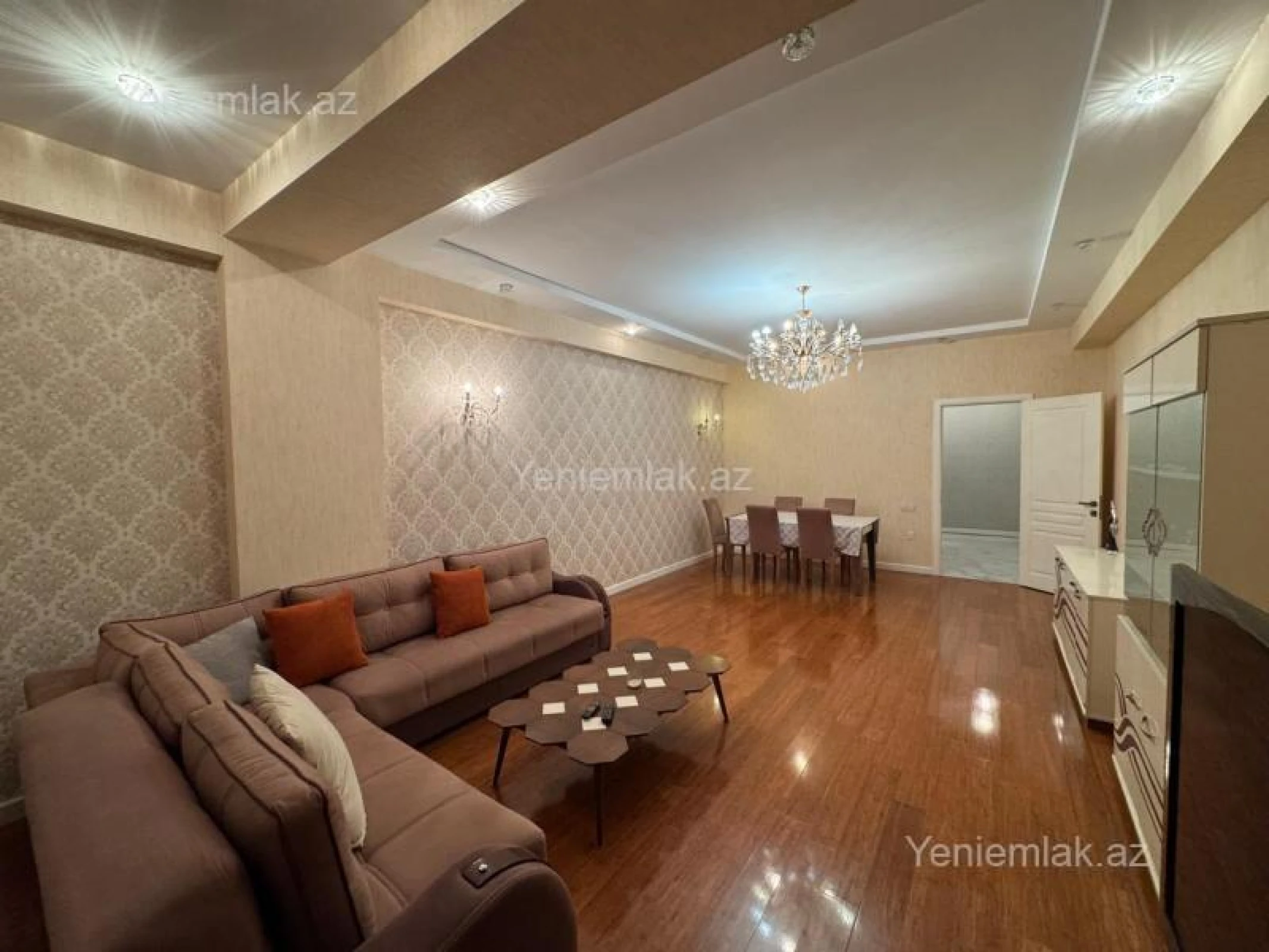 Satılır 4 otaqlı yeni tikili 175 m²