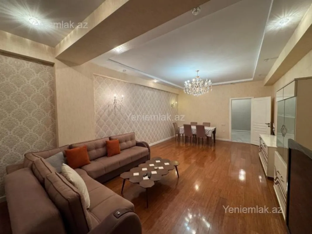 Satılır 4 otaqlı yeni tikili 175 m²