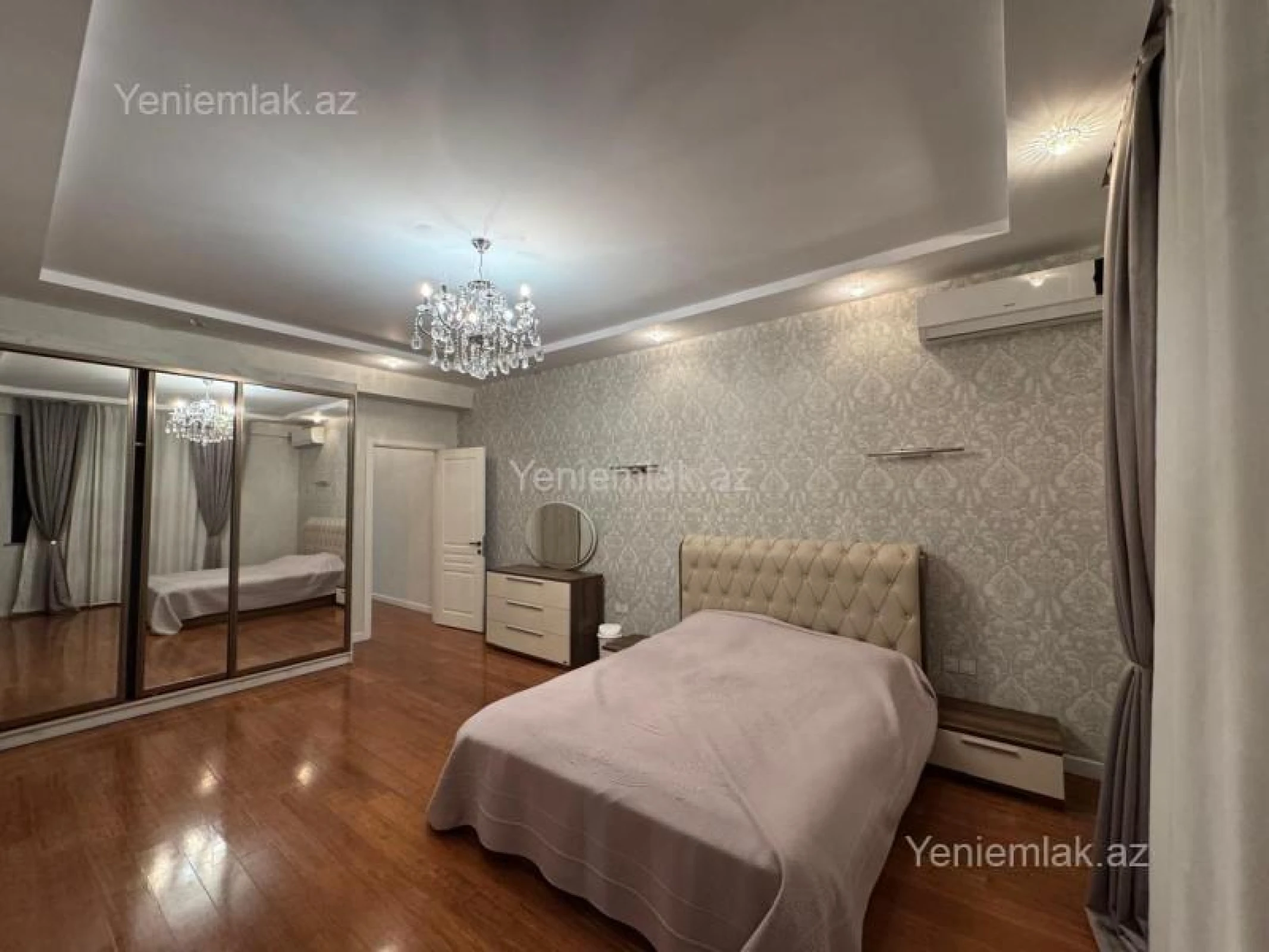 Satılır 4 otaqlı yeni tikili 175 m²