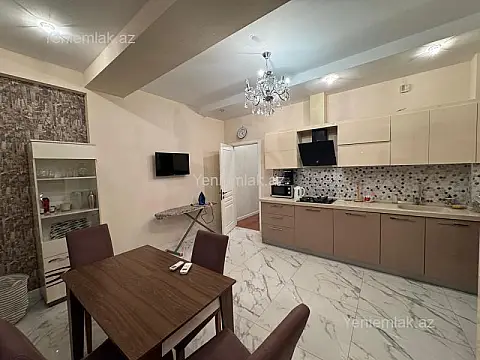Satılır 4 otaqlı yeni tikili 175 m²