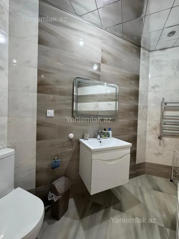 Satılır 4 otaqlı yeni tikili 175 m²