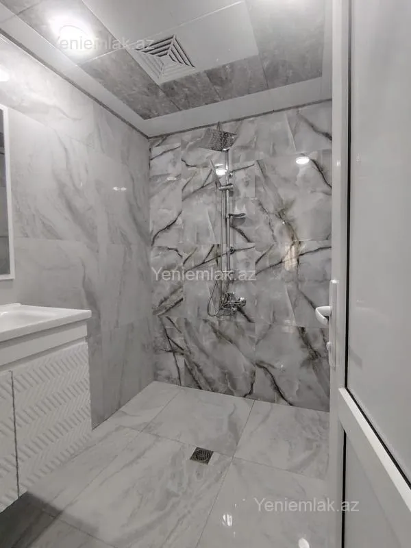 Satılır 3 otaqlı köhnə tikili 76 m²