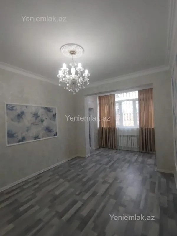 Satılır 3 otaqlı köhnə tikili 76 m²